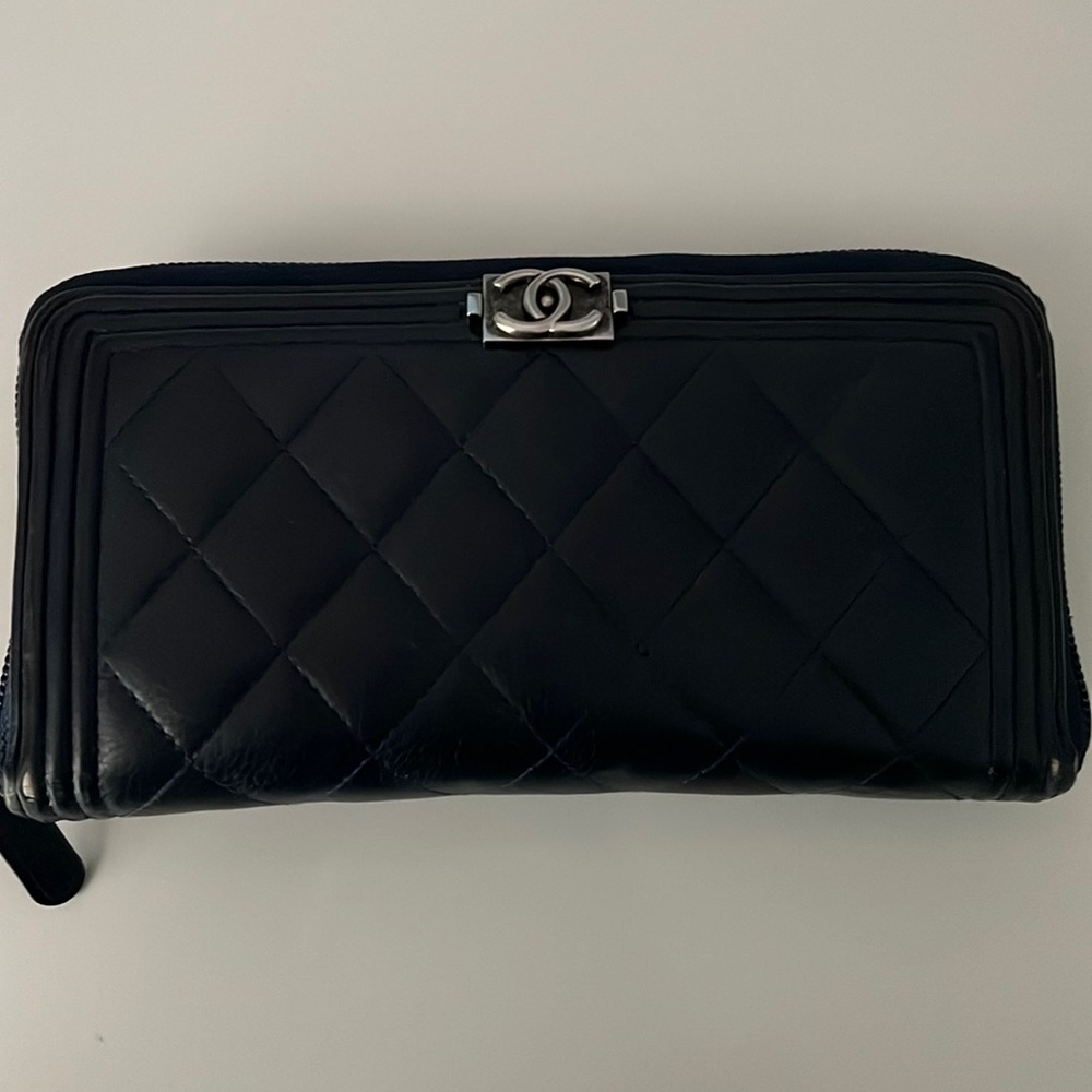 Chanel, large - quilted boyfriend wallet